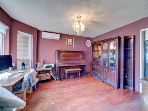 6283 Sechelt Inlet Road, Sechelt, BC 
