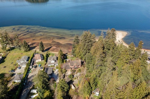 6283 Sechelt Inlet Road, Sechelt, BC 