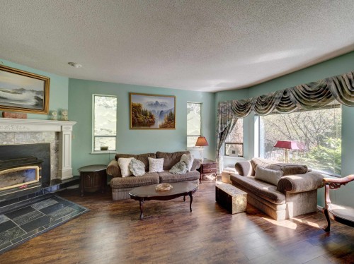 6283 Sechelt Inlet Road, Sechelt, BC 