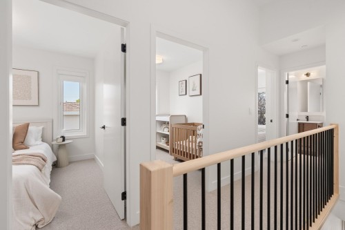 1-2240 40Th Avenue E, Vancouver, BC - Indoor