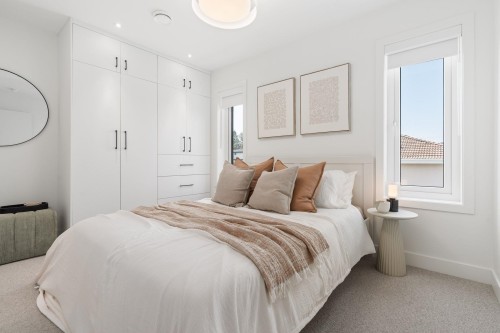 5-2240 40Th Avenue E, Vancouver, BC - Indoor Photo Showing Bedroom
