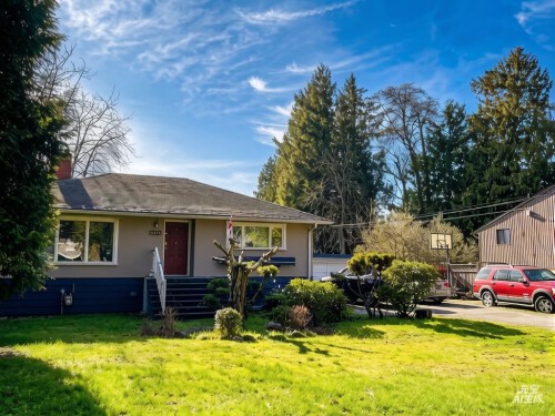 5214 12th Avenue  Delta, BC V4M 2A8