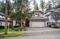 76 Eagle Pass  Port Moody, BC V3H 5E7