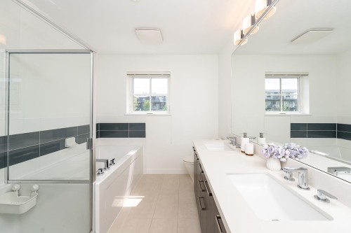 3187 Kent Avenue North E, Vancouver, BC 