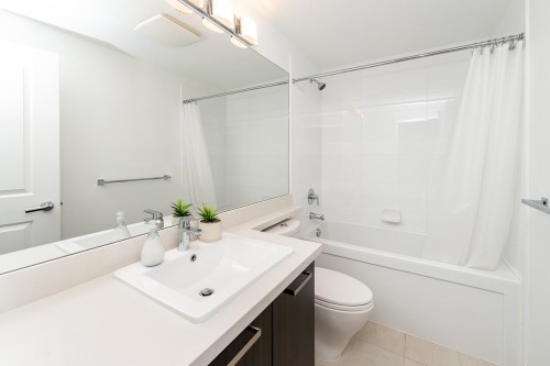 3187 Kent Avenue North E, Vancouver, BC 