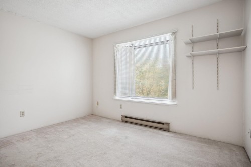 249-7471 Minoru Boulevard, Richmond, BC - Indoor Photo Showing Other Room