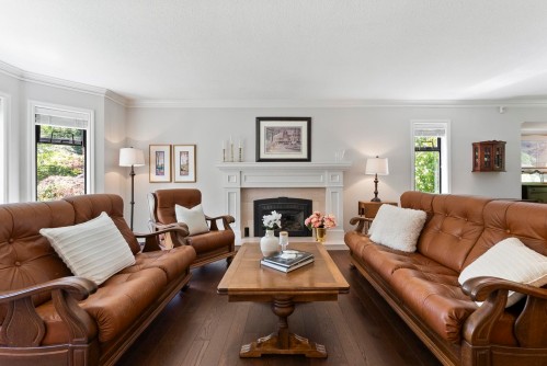 9927 Rathburn Drive, Burnaby, BC 