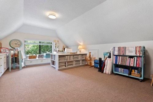 9927 Rathburn Drive, Burnaby, BC 