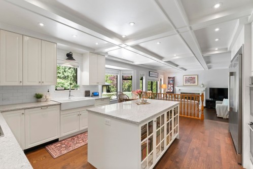 9927 Rathburn Drive, Burnaby, BC 