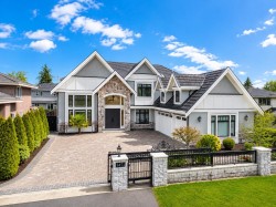 3471 Newmore Avenue  Richmond, BC V7C 1M5