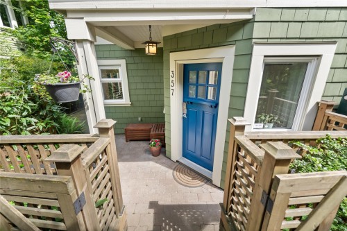 357 W 11Th Avenue, Vancouver, BC 