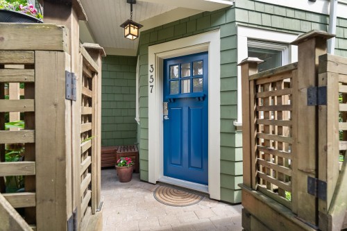 357 W 11Th Avenue, Vancouver, BC 