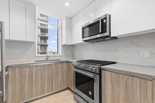 702-8940 University Crescent, Burnaby, BC 
