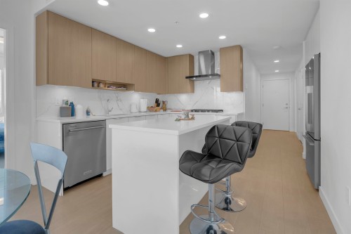 1106-7769 Park Crescent, Burnaby, BC 