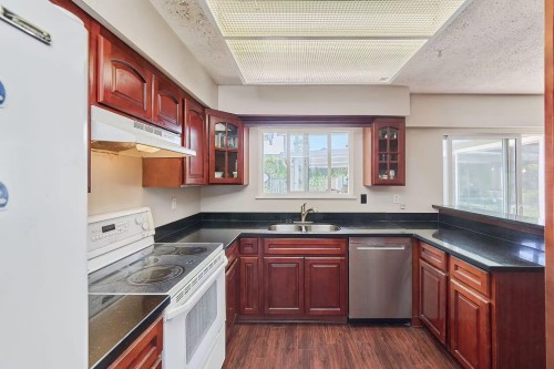 6086 49 Avenue, Delta, BC 