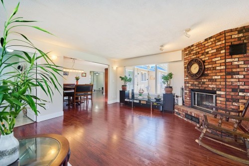 6086 49 Avenue, Delta, BC 