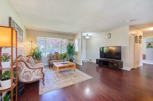 6086 49 Avenue, Delta, BC 