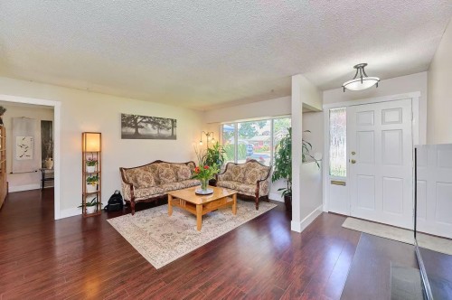 6086 49 Avenue, Delta, BC 
