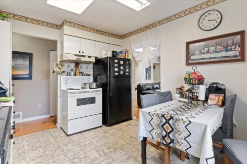 6632 Canada Way, Burnaby, BC 