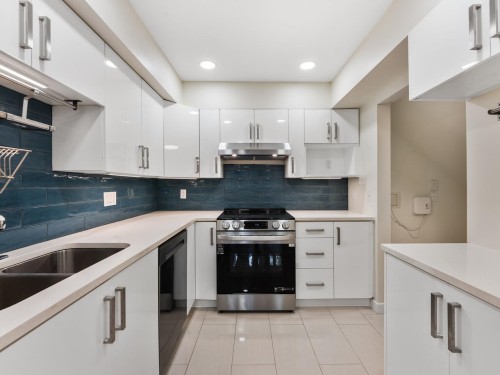 3138 4Th Avenue W, Vancouver, BC 