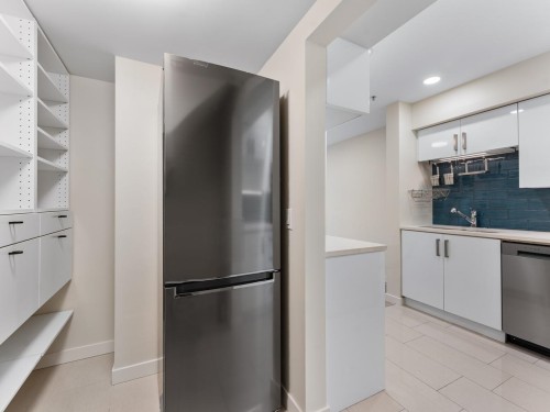 3138 4Th Avenue W, Vancouver, BC 