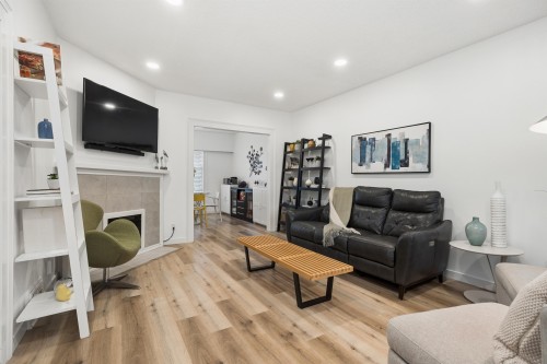 936 17Th Avenue W, Vancouver, BC 