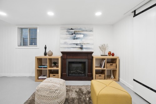 936 17Th Avenue W, Vancouver, BC 