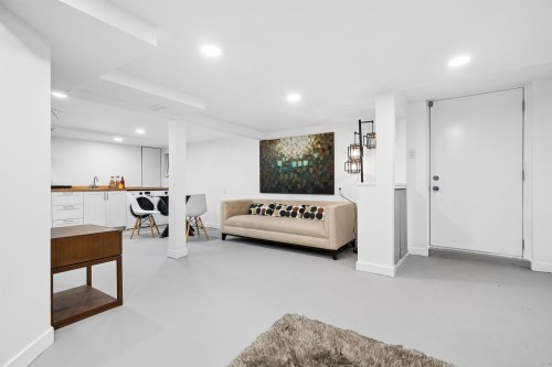 936 17Th Avenue W, Vancouver, BC 