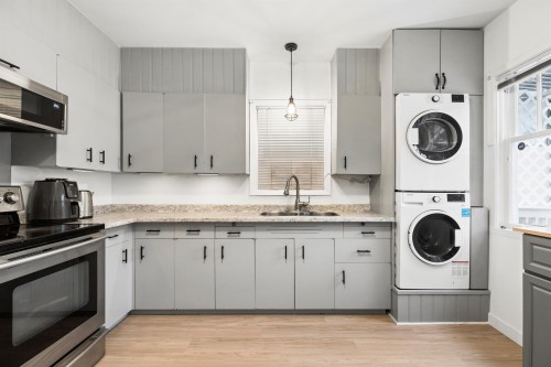 936 17Th Avenue W, Vancouver, BC 