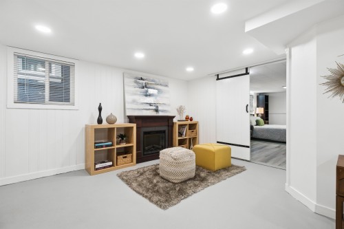 936 17Th Avenue W, Vancouver, BC 