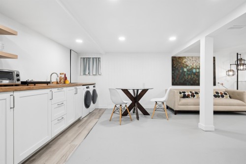 936 17Th Avenue W, Vancouver, BC 