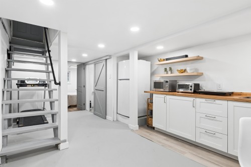 936 17Th Avenue W, Vancouver, BC 