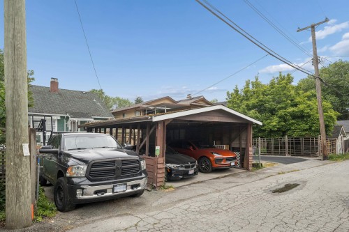 936 17Th Avenue W, Vancouver, BC 