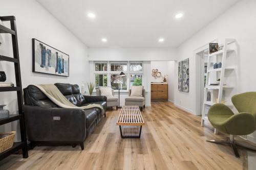 936 17Th Avenue W, Vancouver, BC 