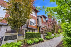 24-897 Premier Street  North Vancouver, BC V7J 2G7