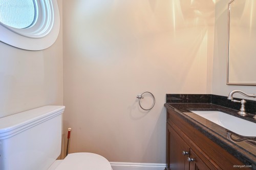 1444 Sandhurst Place, West Vancouver, BC 