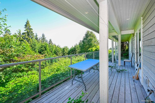 1444 Sandhurst Place, West Vancouver, BC 