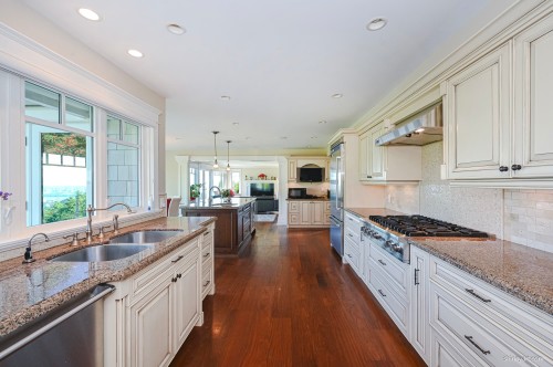 1444 Sandhurst Place, West Vancouver, BC 