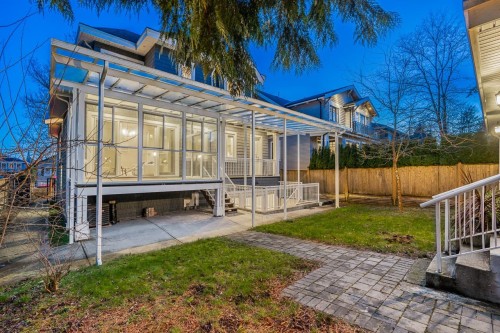 3741 37Th Avenue W, Vancouver, BC 