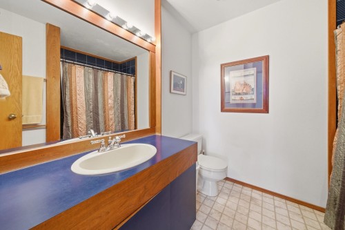 5481 Indian River Drive, North Vancouver, BC 