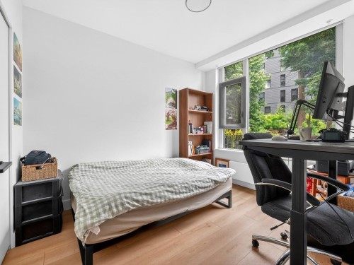 202-8750 University Crescent, Burnaby, BC 