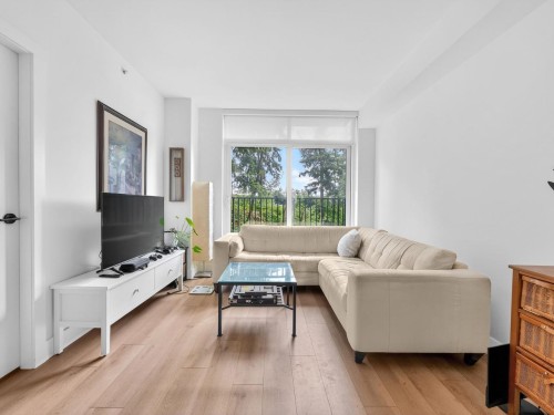 202-8750 University Crescent, Burnaby, BC 