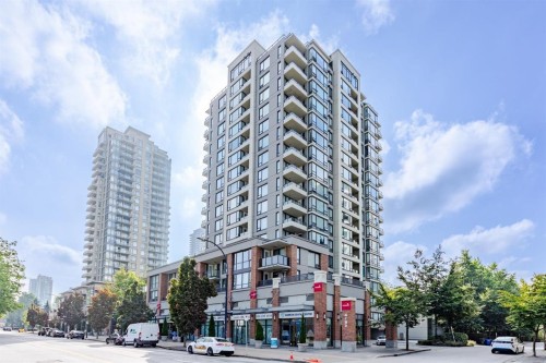 1602-4182 Dawson Street  Burnaby, BC V5C 0A2