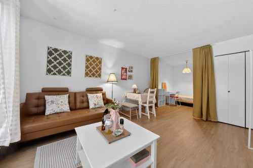 105-8700 Ackroyd Road, Richmond, BC 