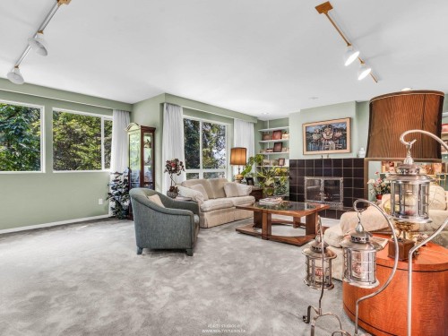 756 Rochester Avenue, Coquitlam, BC 