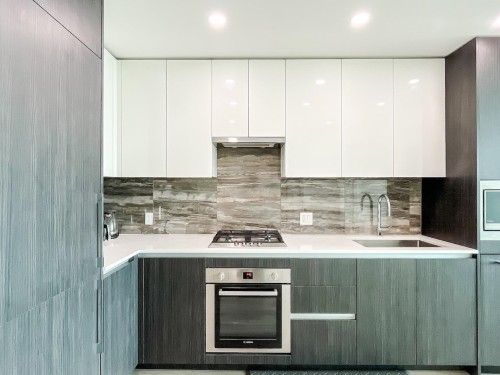 1408-1888 Gilmore Avenue  Burnaby, BC V5C 0L2