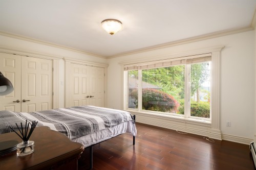1393 Mathers Avenue, West Vancouver, BC 