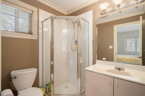 1393 Mathers Avenue, West Vancouver, BC 