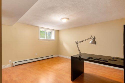 1393 Mathers Avenue, West Vancouver, BC 