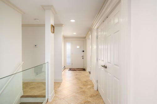 1393 Mathers Avenue, West Vancouver, BC 